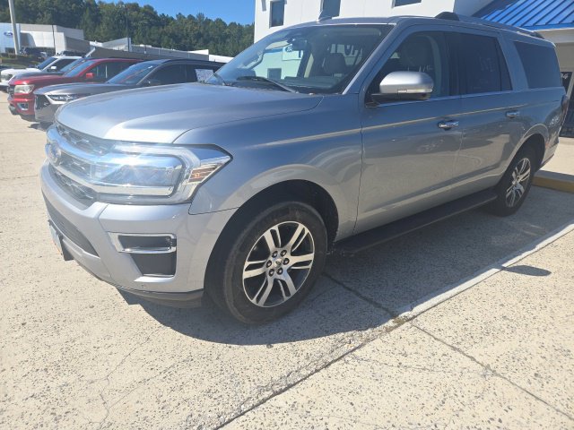 Used 2024 Ford Expedition Max Limited AWD/4WD image 4
