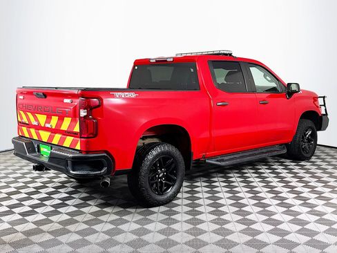 Used 2021 Chevrolet Silverado 1500 Custom Trail Boss w/ LPO, Dark Essentials Package AWD/4WD image 10