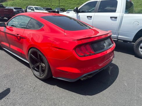 Used 2018 Ford Mustang GT Premium RWD image 4