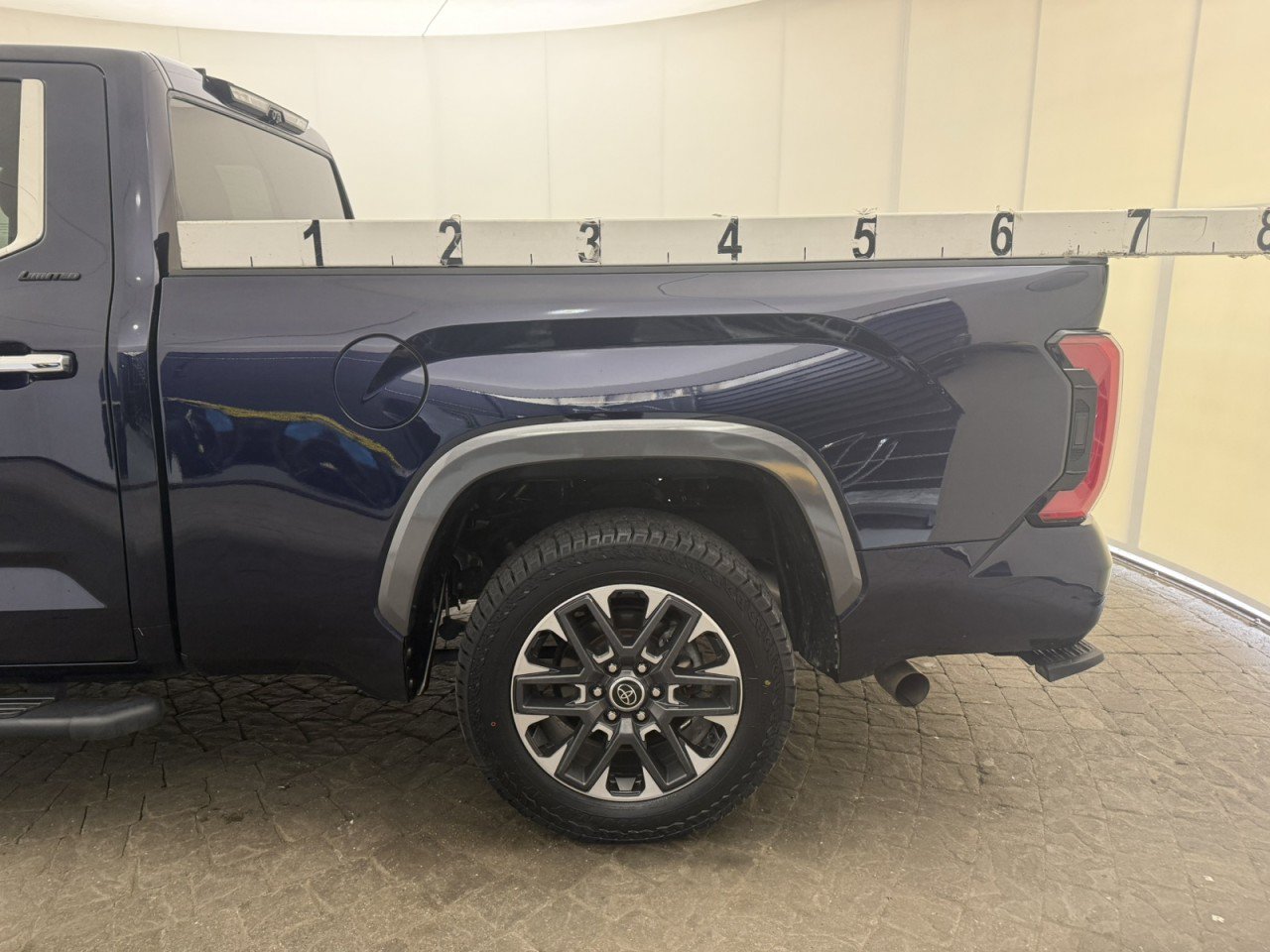 Used 2023 Toyota Tundra Limited AWD/4WD image 5