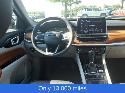 Used 2023 Jeep Compass Limited AWD/4WD image 10