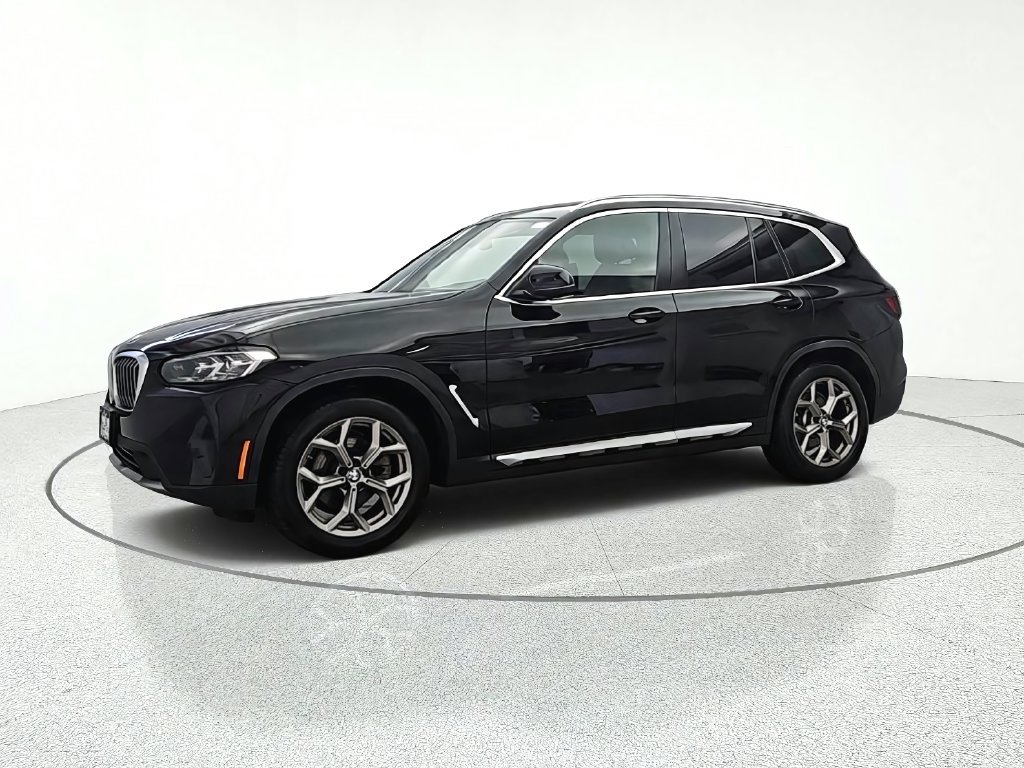 Used 2024 BMW X3 xDrive30i AWD/4WD image 3