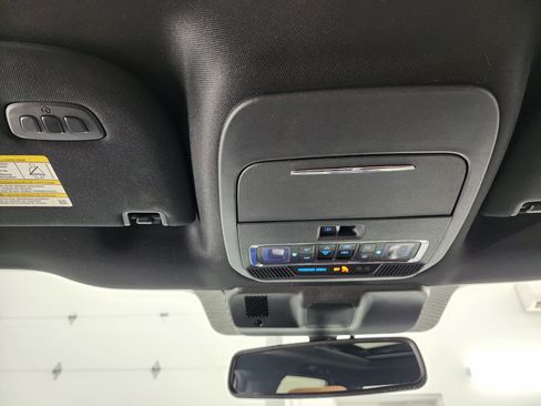 Used 2022 Ford F150 Platinum AWD/4WD image 57