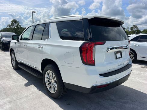 Used 2022 GMC Yukon SLT w/ SLT Luxury Package RWD image 7