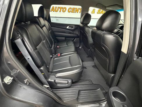 Used 2014 Nissan Pathfinder Platinum w/ Cargo Package AWD/4WD image 23