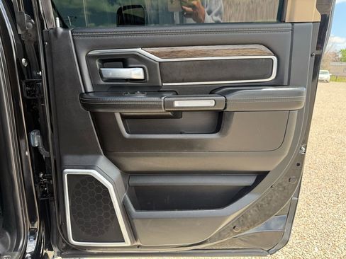 Used 2019 RAM 2500 Laramie AWD/4WD image 20