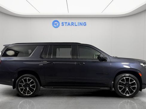 Used 2022 Chevrolet Suburban RST w/ Sport Performance Package RWD image 11