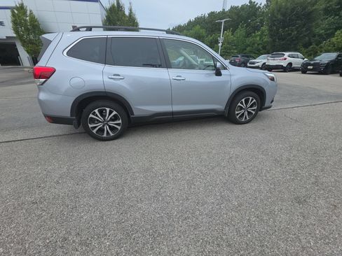 Certified 2023 Subaru Forester Limited AWD/4WD image 18