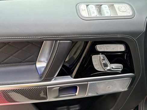 Used 2022 Mercedes-Benz G 550 image 10