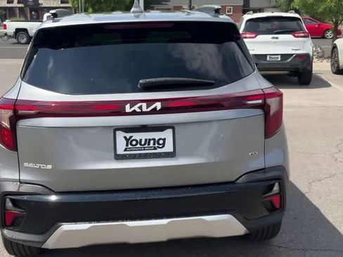 Used 2025 Kia Seltos SX image 6