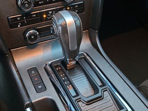 Used 2014 Ford Mustang Coupe RWD image 12