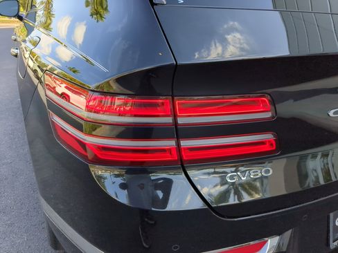 Used 2023 Genesis GV80 3.5T Advanced + w/ Advanced Package image 10