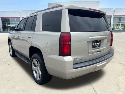 Used 2016 Chevrolet Tahoe LT w/ Luxury Package AWD/4WD image 3
