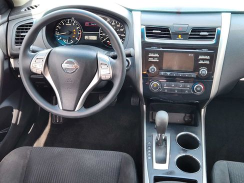 Used 2015 Nissan Altima 2.5 S w/ Power Driver Seat Package FWD image 26