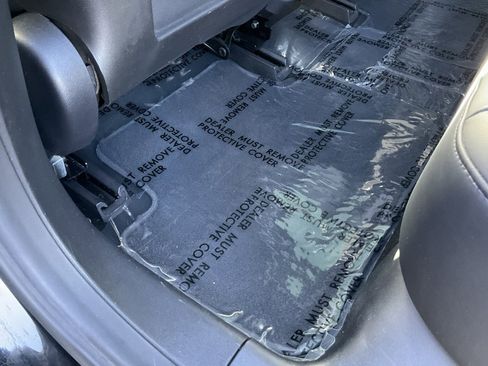 Used 2018 Tesla Model 3 Mid Range image 26