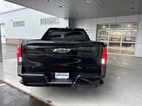 Used 2025 Chevrolet Silverado EV RST w/ LPO, Dark Package RST AWD/4WD image 7