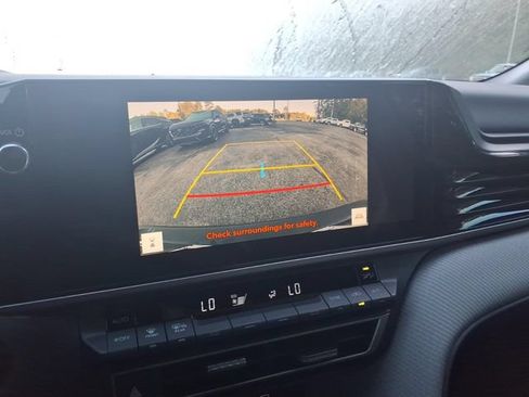 Used 2025 Toyota Camry SE w/ Multimedia Upgrade Package FWD image 17