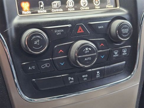 Used 2015 Jeep Grand Cherokee Limited w/ Trailer Tow Group IV image 30