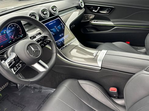 Certified 2025 Mercedes-Benz CLE 300 4MATIC Coupe image 10