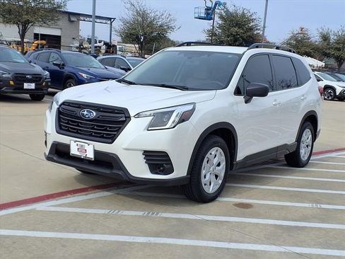 Certified 2023 Subaru Forester image 3