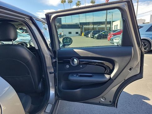 Used 2016 MINI Cooper Clubman Clubman image 9