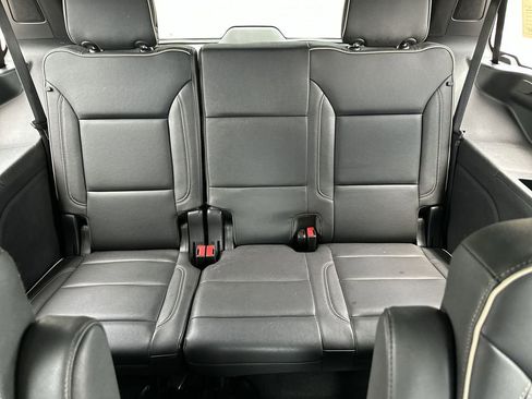 Used 2024 Chevrolet Tahoe Premier RWD image 19