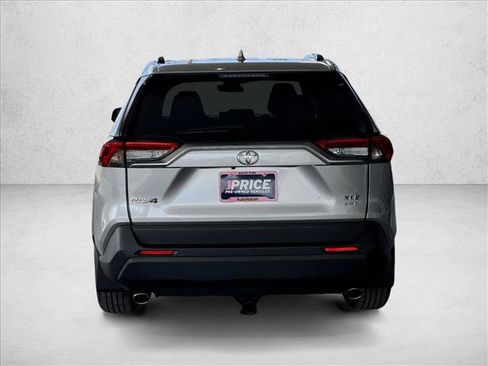 Used 2023 Toyota RAV4 XLE image 8