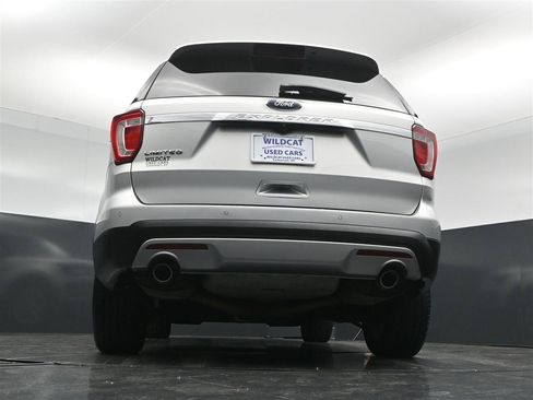 Used 2017 Ford Explorer Limited FWD image 35