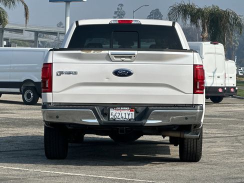 Used 2016 Ford F150 Lariat w/ Equipment Group 502A Luxury image 5