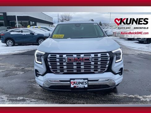 New 2026 GMC Terrain Denali w/ LPO, Floor Liner Package image 11