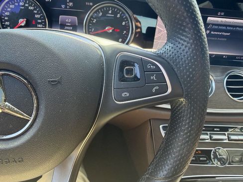 Used 2018 Mercedes-Benz E 300 4MATIC image 33