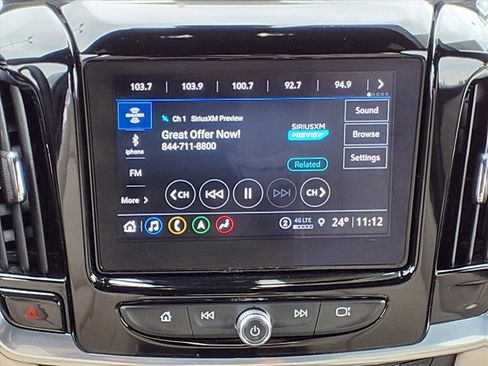 Used 2023 Chevrolet Traverse Premier image 14