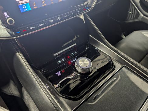 Used 2022 Jeep Wagoneer Series I image 29