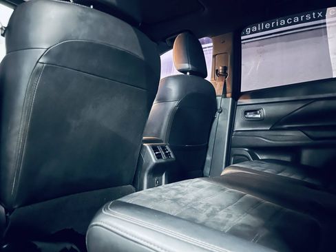 Used 2019 Mitsubishi Outlander LE FWD image 19