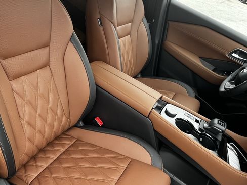 New 2026 Nissan Rogue Platinum AWD/4WD image 17