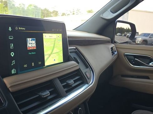 Used 2023 Chevrolet Tahoe Premier w/ Advanced Technology Package image 35