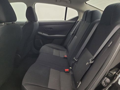 Used 2024 Nissan Sentra SV FWD image 18