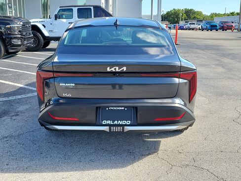 Used 2025 Kia K4 FWD image 6