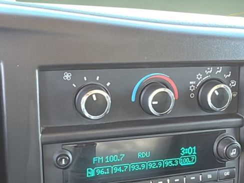 Used 2020 Chevrolet Express 3500 Work Van w/ Power Convenience Package image 28