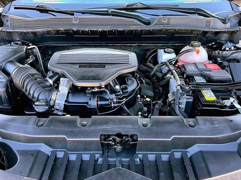 Used 2022 Chevrolet Blazer RS image 10