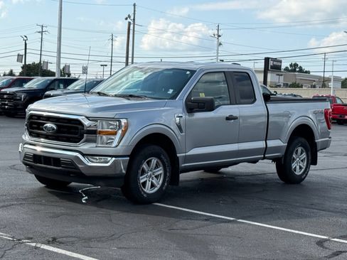 Used 2022 Ford F150 XLT AWD/4WD image 8