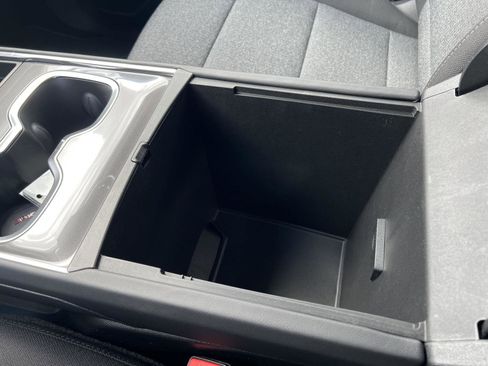 New 2026 GMC Acadia Elevation image 38