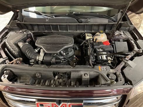 Used 2017 GMC Acadia SLT image 23