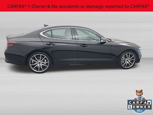 Used 2025 Genesis G70 2.5T AWD/4WD image 2