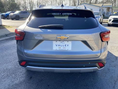 New 2026 Chevrolet Trax LT image 5