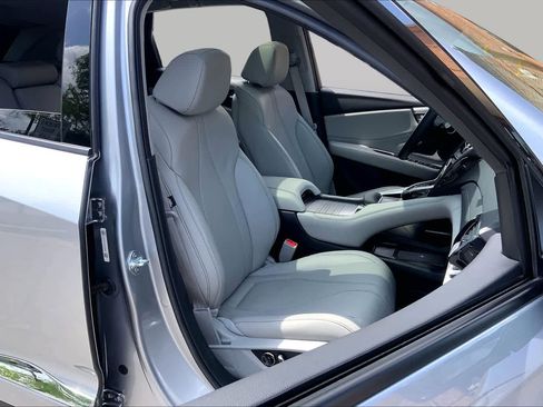 Used 2023 Acura RDX FWD w/ Technology Package image 9