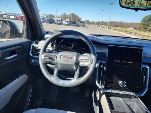 New 2026 GMC Acadia Elevation image 9