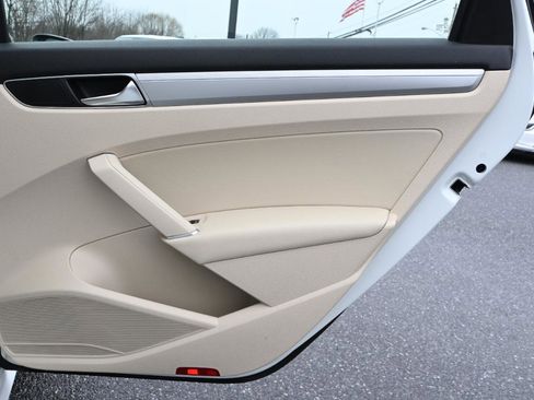 Used 2019 Volkswagen Passat 2.0T Wolfsburg w/ Wheels & Sunroof Package image 31