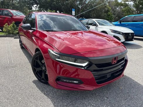 Used 2018 Honda Accord Sport image 4