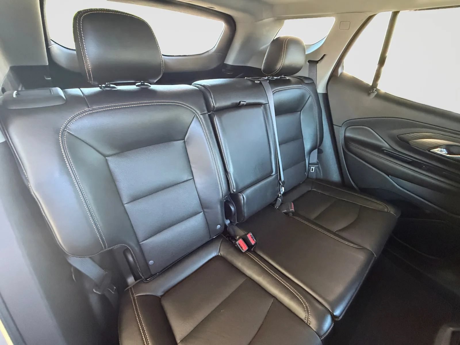 Used 2021 GMC Terrain SLT w/ Elevation Edition AWD/4WD image 18